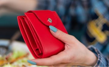 Ako vam je novčanik ove boje, bolje ga bacite: Datum rođenja određuje koja nijansa će privući uspeh i novac