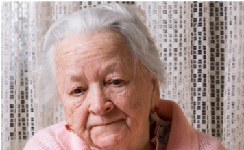 Na samrti mi je majka rekla jezivu tajnu dugu 70 godina: Kad sam otišla kasnije na groblje, utrnula sam od šok prizora