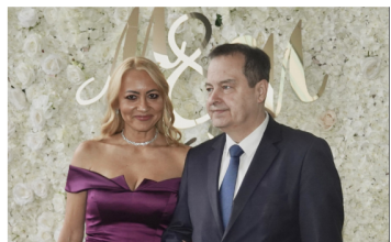 Ćerka Ivice Dačića prvi put sa roditeljima pred kamerama! Upoznajte Andreu Dačić: Odrasla je, ali odmah se vidi na koga liči (FOTO)