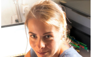 Dok sam radila u svojoj cvećari, upoznala sam vlasnika restorana koji me je očarao, kroz 4 meseca već me verio: A kad sam sestri rekla njegovo ime, skamenila se