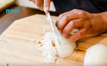 Odličan trik pri rezanju luka koji bi trebao znati svaki kuhar amater