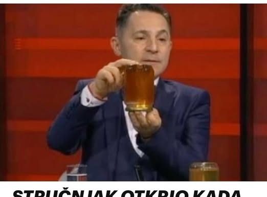 STRUČNJAK OTKRIO KADA JE NAJBOLJE DA POJEDETE MED: U ovo DOBA DANA je INFUZIJA ZA ZDRAVLJE, popravlja i JETRU