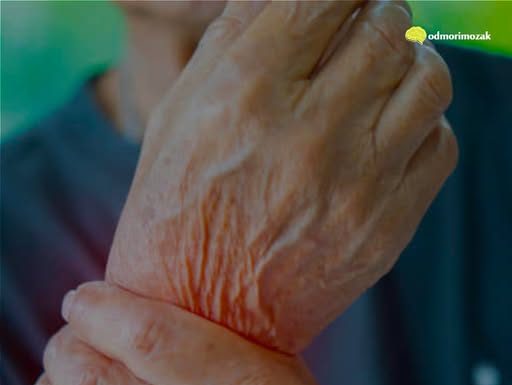 Hrana koja ‘jede’ vaše kosti i zglobove: zbog ovoga bol ne prestaje, artritis napada, zglobovi stradaju