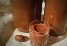 ČOKOLADNI LIKER: Ne MORA stajati u frižideru kad se napravi i JAKO je fin