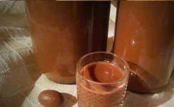 ČOKOLADNI LIKER: Ne MORA stajati u frižideru kad se napravi i JAKO je fin