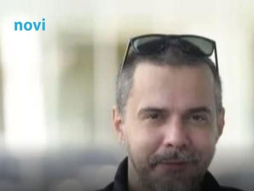 Pjevač na psihijatriji: Umislio da je svoja strina