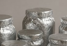 Ruskinje obavezno umotavaju TEGLE SA ZIMNICOM U FOLIJU: Kad saznate razlog, i vi ćete to ODMAH UČINITI – njihov trik je zlata vredan