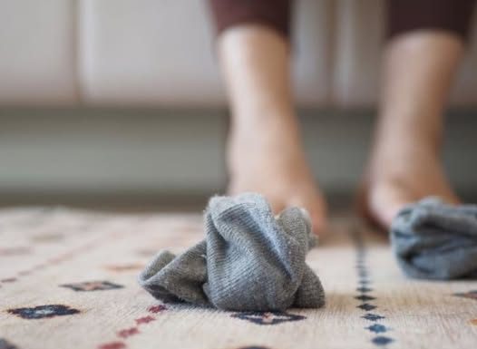 Nikad ne ostavljajte čarape pored kreveta: Kada vidite šta radi vašoj energiju i snu, odmah ćete prestati