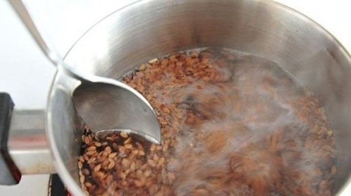 PRIRODNI ČAJ ZA ISKAŠLJAVANJE: Kad Vas Stegne Suhi Kašalj, Ovo Je Spas