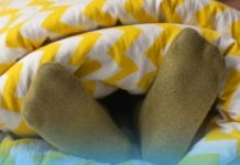 Ko ne smije da spava u čarapama? Ako imate ovu dijagnozu, nemojte to raditi