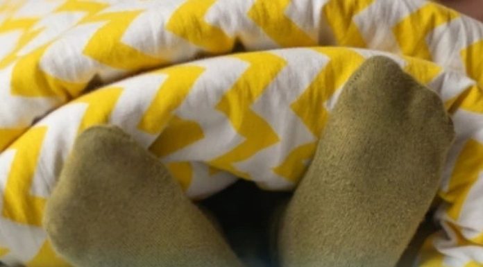 Ko ne smije da spava u čarapama? Ako imate ovu dijagnozu, nemojte to raditi