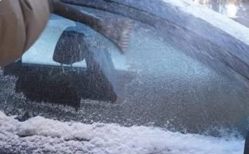 Poprskajte ovo uveče po šoferšajbi i ujutro neće biti zaleđena: Trik zlata vrijedan