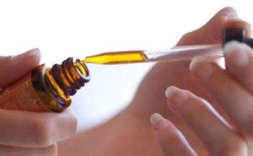 Svaka apoteka ima ovo jeftino ULJE: Ali ono ima UPOTREBU koju većina ljudi ne zna!