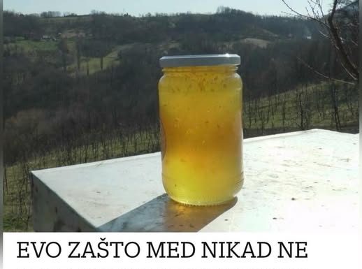 EVO ZAŠTO MED NIKAD NE TREBA UZIMATI DRVENOM KAŠIKOM: Kad čujete razlog PRIPAŠĆE VAM MUKA, sve vrijeme smo se TROVALI