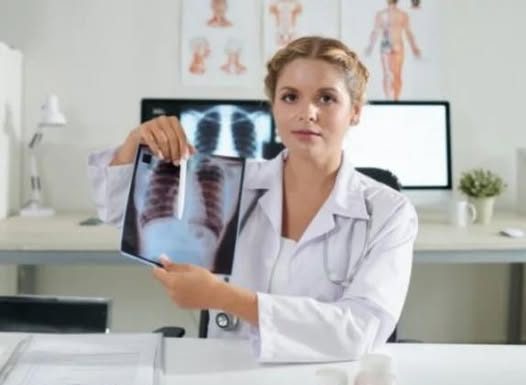 NIJE KAŠALJ– ovo su prvi simptomi raka pluća: Ako primijetite bilo šta od ovoga, odmah se javite ljekaru