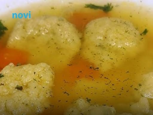 Kako da napravite najljepše knedle za supu: Biće vazdušaste i neće se raspadati, tajna su 2 sastojka