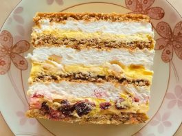 MOSKVA TORTA… Savršeni spoj voća, oraha i kreme