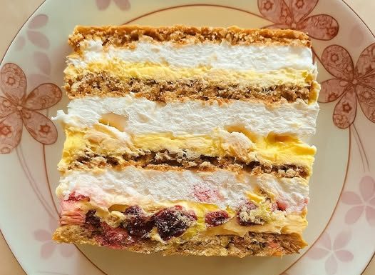 MOSKVA TORTA… Savršeni spoj voća, oraha i kreme