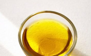 Ricinusovo ulje – ulje najotrovnije biljke svijeta je ljekovito bez premca!