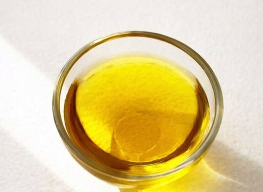 Ricinusovo ulje – ulje najotrovnije biljke svijeta je ljekovito bez premca!