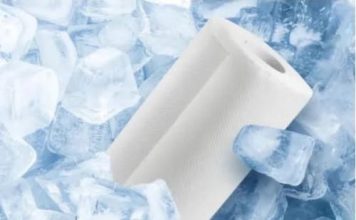 Ljudi masovno ubacuju list ubrusa u zamrzivač: Neverovatno je zašto to rade!