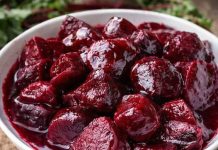 Koliko sirova ishrana može biti korisna: “Imam 60 godina i ovo mi je uklonilo mast iz jetre i potpuno očistilo moje debelo crijevo”