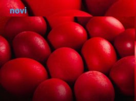 Najboji prirodni način farbanja jaja u jarko crvenu star 50 godina: Samo 1 namirnica vam je potrebna