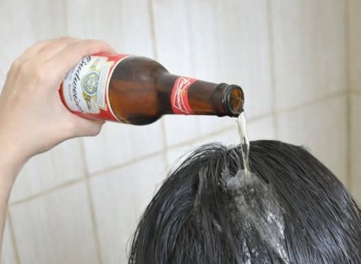 Svaki drugi dan, sipala je FLAŠU PIVA na kosu. Kad pročitate zašto, slijedit ćete njezin primjer!