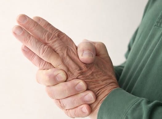 Trnjenje ruku i prstiju: Evo zašto se to javlja i kako se liječi