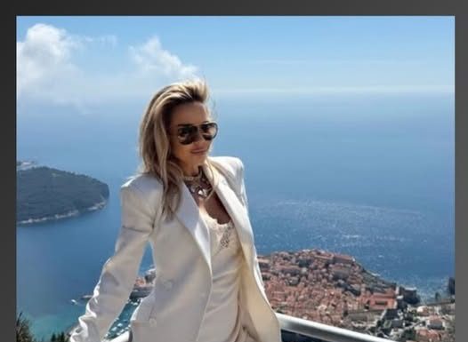 Najbogatija pevačica na Balkanu živi u tolikom luksuzu da ne zna šta je pegla: Kućni poslovi joj se gade, a sve je u životu postigla sama