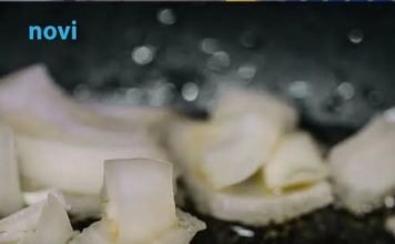 Ovako se pravilno dinsta luk: Trik bez zaprške i neprijatnog mirisa