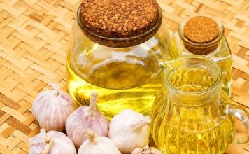 Ulje od bijelog luka savršen lijek za zglobove i kičmu (RECEPT)