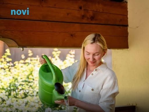 Cvijeće će vam rasti kao iz vode ako ga zalijete domaćim rastvorom od 2 sastojka