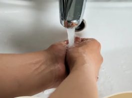 PROVJERITE DA LI IMATE VISOK HOLESTEROL: Stavite ruke pod vodu i uradite ovo