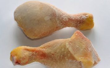 OVO JE GREŠKA KOJU MNOGI RADE KADA ODLEĐUJU MESO, A MOŽE BITI OPASNA…