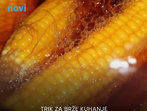 Dodajte ova 2 sastojka u vodu dok kuhate kukuruz: Svako zrno biće mekano, sočno i slatko