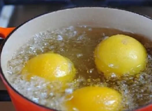 RECEPT – Skuvajte limun pred spavanje i popijte tečnost ujutru – Evo šta će se desiti sa vašim telom!